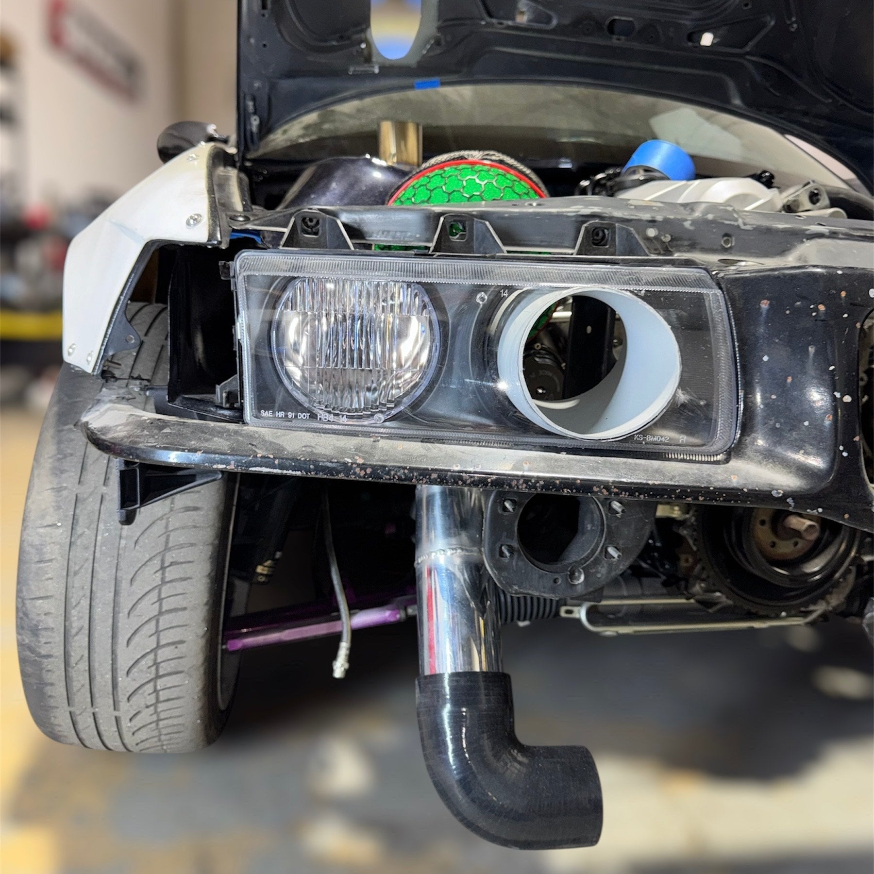 E36 Headlight Air Intake